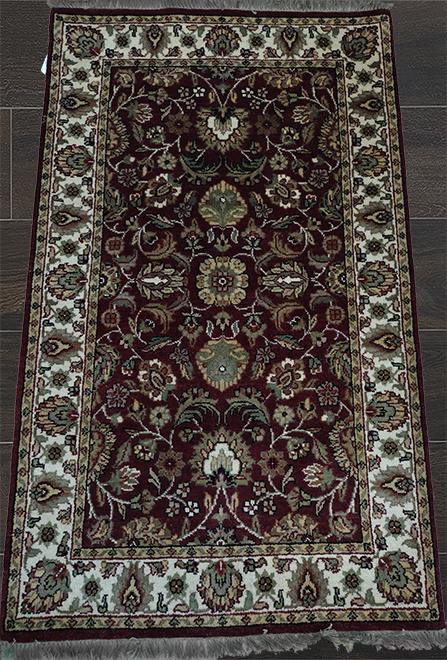 3' 2" X 5' 1" Indian Hand Woven Woollen Rug – 3'2" × 5'1"