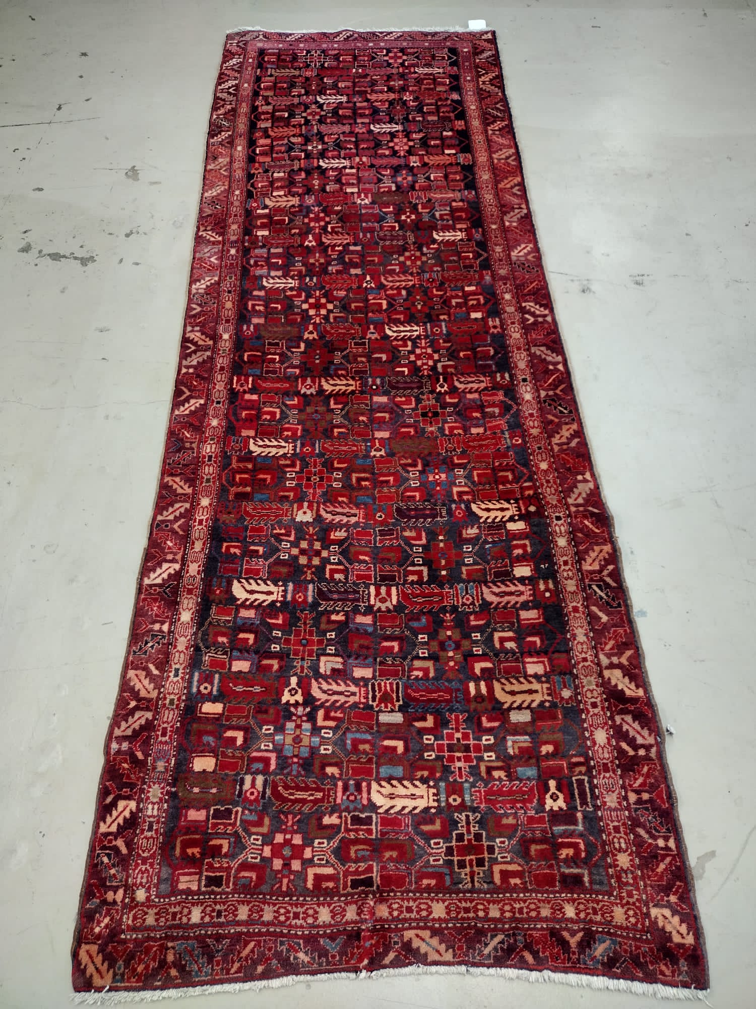 3'6"X10'4'Persian Hamadan Hand Woven Runner Rug – 3'6" × 10'4"