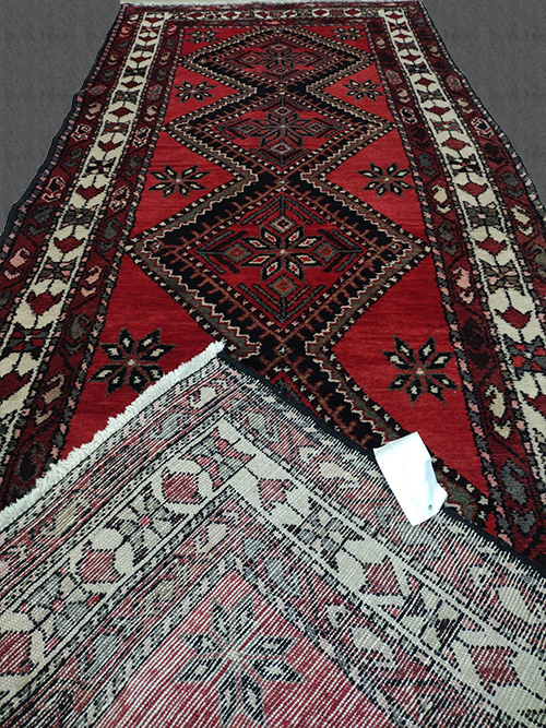 3'8"X10'0" Persian Hamadan Handmade woolen diamond pattern Runner Rug – 3'8" × 10'