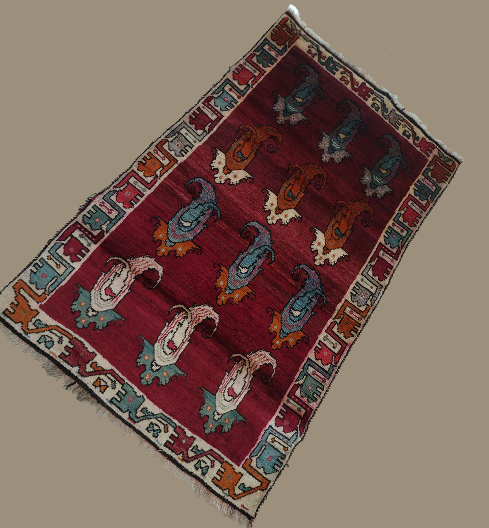4'X7' Persian Shiraz Luxurious And Soft Old Rug – 4' × 7'
