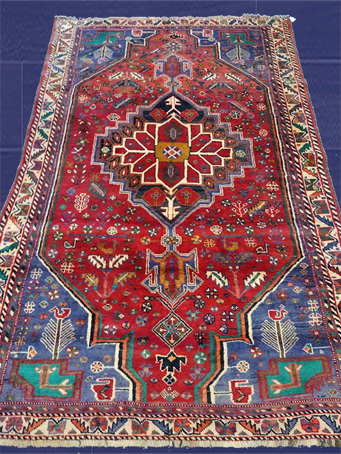 5'4" X 8'4" Persian Shiraz Hand Woven Woolen Rug – 5'4" × 8'4"