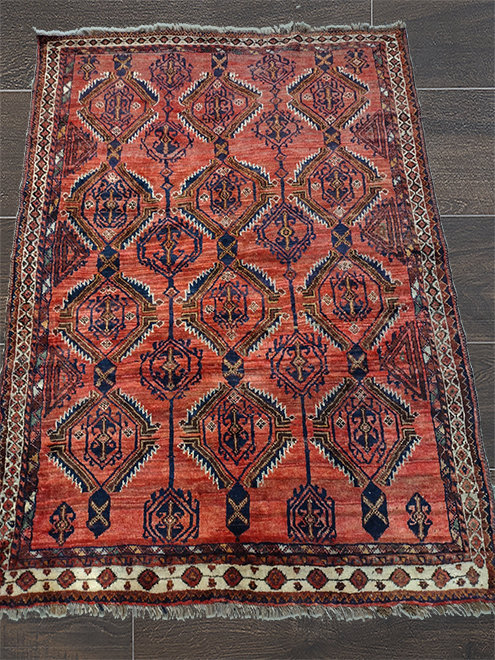 5'6"X7'11" Persian Shiraz Hand-Knotted Woolen Rug – 5'6" × 7'11"