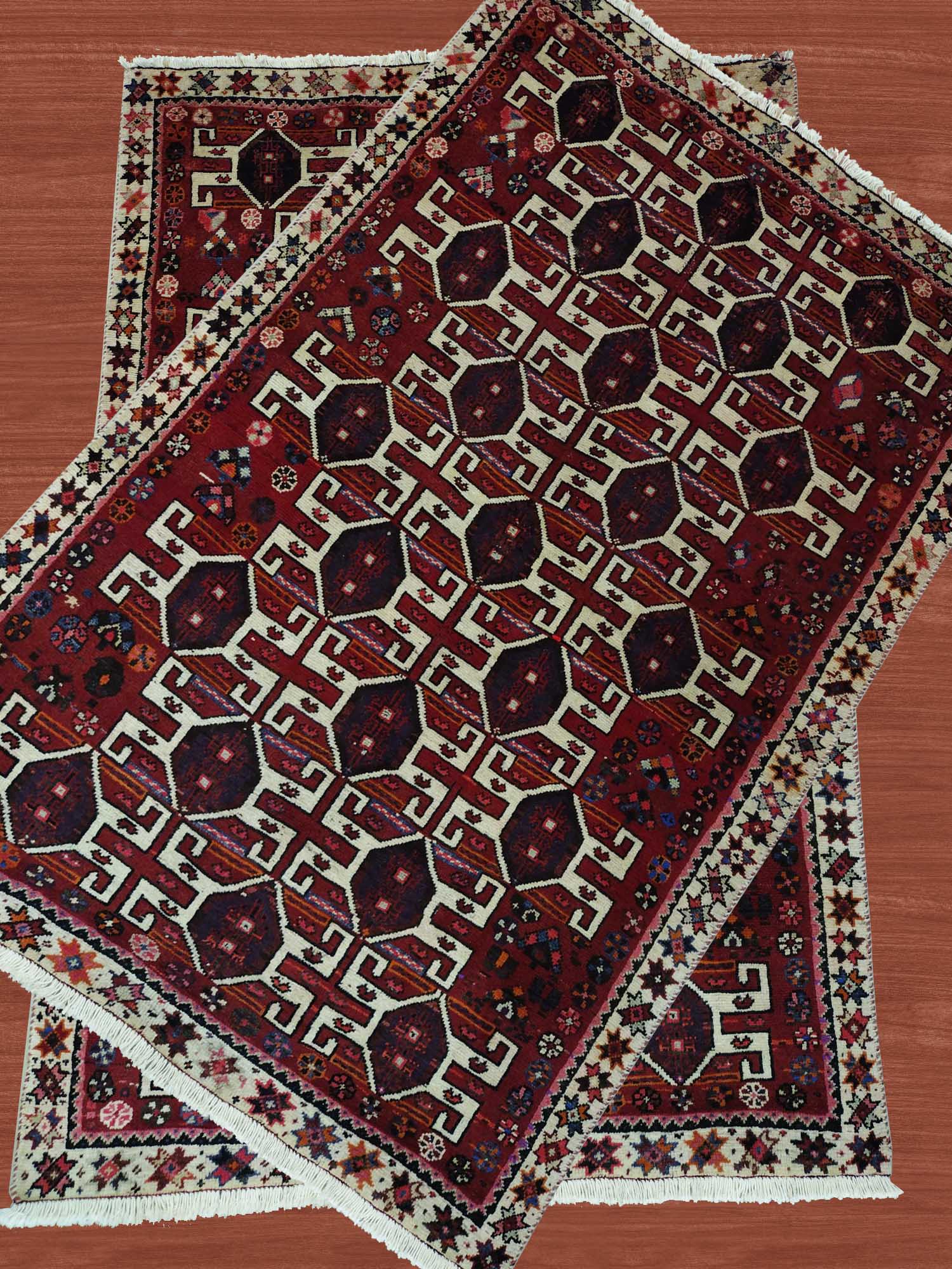 5'X7' Vintage Shiraz Persian Handmade Geometric Area Rug – 5' × 7'