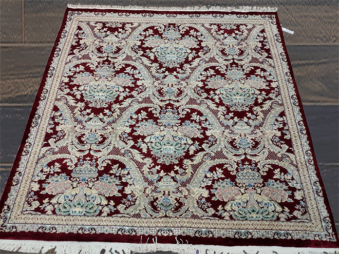 6'1"X 6'1" Pakistani Handmade Woolen Rug – 6'1" × 6'1"
