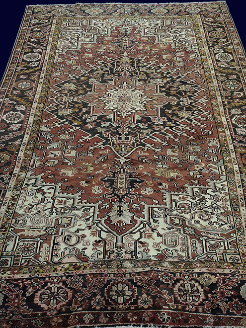 7'9"X10'9" Handmade Persian Heriz Geometric Rug – 7'9" × 10'9"
