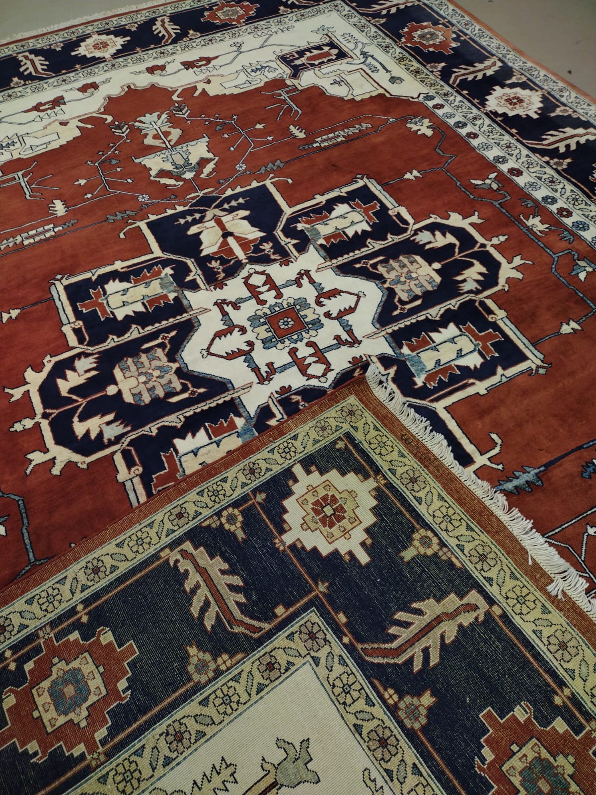 9'0"X12'5" Pakistan Serapi Handmade Carmine And Blue Area Rug – 9' × 12'5"