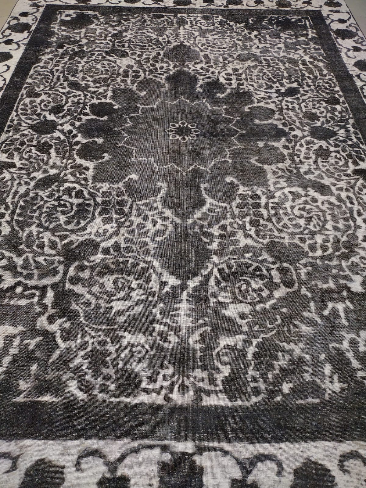 9'X12' Persian Tabriz Handmade Black And White Area Rug – 9' × 12'